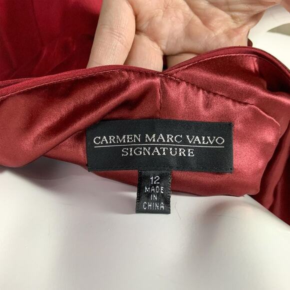 Carmen Marc Valvo Signature Deep Red Silk Cocktail Dress - Picture 9 of 12